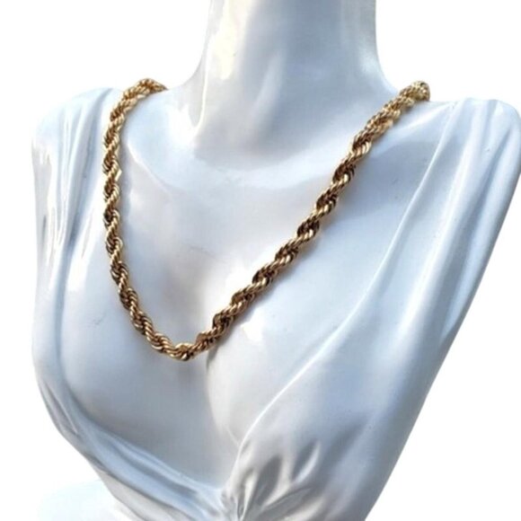 Vintage 14K Yellow Gold Plated Diamond Cut Rope Necklace - Picture 7 of 9